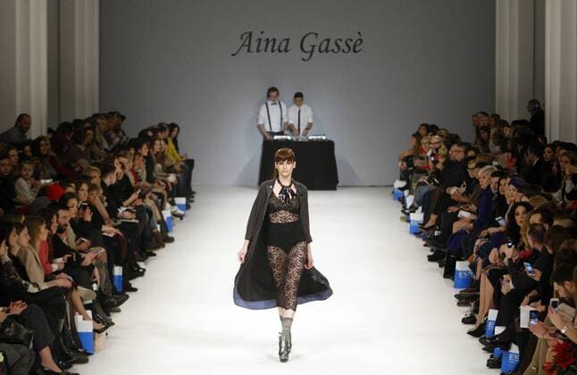 March 21, 2016 - A model presents a creation by Ukrainian designer Aina GASSE during the 38th Ukrainian Fashion Week in Kiev, Ukraine, 21 March 2016. The fashion event presents 2016 collections by Ukrainian and international designers from 17 to 23 March. - ZUMAs334