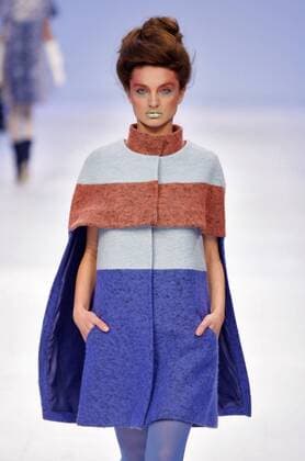 March 21, 2016 - Kiev, ukraine - A model presents a creation by Ukrainian designer Olga MAY during the Ukrainian Fashion Week, in Kiev, Ukraine,on 21 March,2016. The event presents Autumn Winter 2016-2017 collections by Ukrainian and international designers from 17 to 23 March. Kiev ukraine  - ZUMAn230