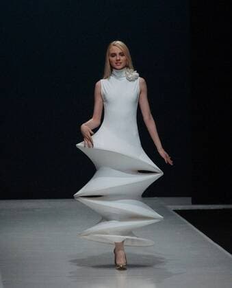 22.03.16 Moscow. Gostiny Dvor. Fashion week in Moscow 2016. The Show Of Pierre Cardin OlgaxSokolova 