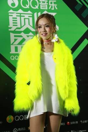 SHENZHEN, CHINA - MARCH 23: (CHINA OUT) Singer G.E.M. poses on carpet during the QQ Music Awards on March 23, 2016 in Shenzhen, Guangdong Province of China.  CFP481641137