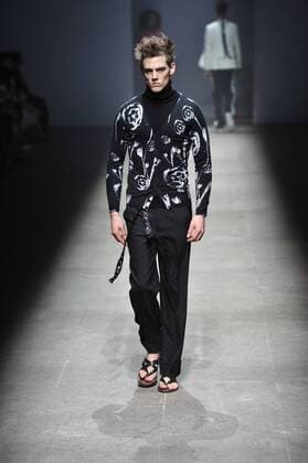 March 24, 2016 - Beijing, Beijing, CHN - Beijing, CHINA - March 24 2016: (EDITORIAL USE ONLY. CHINA OUT) 2016 F W Beijing Fashion Week: Models present ALEXANDER.T.ZHAO show. Beijing CHN  - ZUMAs145
