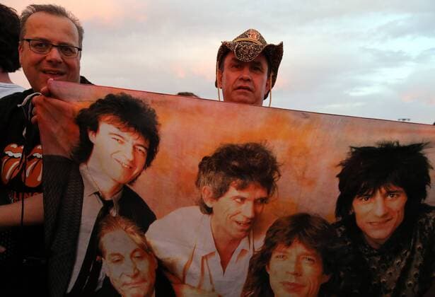 Followers of the British rock band The Rolling Stones attend a free concert in Havana, Cuba, 25 March 2016. Rolling Stones concert in Cuba !ACHTUNG: NUR REDAKTIONELLE NUTZUNG!  HAB01 20160326-635945601988045052