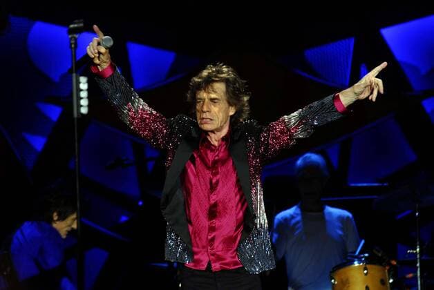 (160326) -- HAVANA, March 26, 2016 -- Mick Jagger, singer of the Rolling Stones performs during a concert at Ciudad Deportiva Sports Complex in the city of Havana, capital of Cuba, on March 25, 2016. British band the Rolling Stones held their first concert in Cuba, which was a landmark cultural event that comes just three days after U.S. President Barack Obama visited the Caribbean nation. The band s Cuba stop ends its Ole Latin America tour, which also included concerts in Brazil, Uruguay, Chile, Argentina and Mexico. Joaquin Hernandez) CUBA-HAVANA-THE ROLLING STONES-CONCERT Joaqu¨ªnxHern¨¢ndez