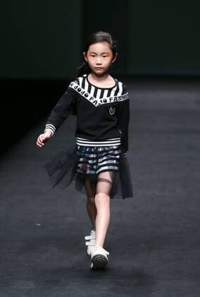 BEIJING, CHINA - MARCH 26: (CHINA OUT) A model showcases designs on the runway at JOJO Collection during the Mercedes-Benz China Fashion Week Autumn Winter 2016 2017 at Beijing Hotel on March 26, 2016 in Beijing, China.  CFP481734877
