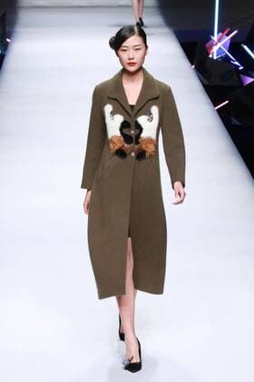 BEIJING, CHINA - MARCH 26: (CHINA OUT) A model showcases designs on the runway at POLY BRIGHT Collection during the Mercedes-Benz China Fashion Week Autumn Winter 2016 2017 at Beijing Hotel on March 26, 2016 in Beijing, China.  CFP481740037