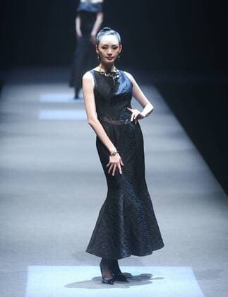 BEIJING, CHINA - MARCH 26: (CHINA OUT) A model showcases designs on the runway at HMR Collection during the Mercedes-Benz China Fashion Week Autumn Winter 2016 2017 at 751D.Park on March 26, 2016 in Beijing, China.  CFP481765092