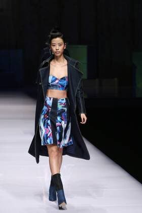 BEIJING, CHINA - MARCH 27: (CHINA OUT) A model showcases designs on the runway at d nim Collection during the Mercedes-Benz China Fashion Week Autumn Winter 2016 2017 at Beijing Hotel on March 27, 2016 in Beijing, China.  CFP481773987