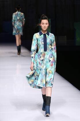 BEIJING, CHINA - MARCH 27: (CHINA OUT) A model showcases designs on the runway at d nim Collection during the Mercedes-Benz China Fashion Week Autumn Winter 2016 2017 at Beijing Hotel on March 27, 2016 in Beijing, China.  CFP481773990