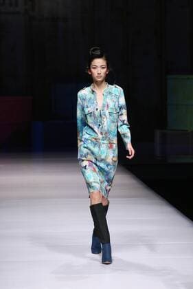 BEIJING, CHINA - MARCH 27: (CHINA OUT) A model showcases designs on the runway at d nim Collection during the Mercedes-Benz China Fashion Week Autumn Winter 2016 2017 at Beijing Hotel on March 27, 2016 in Beijing, China.  CFP481773998