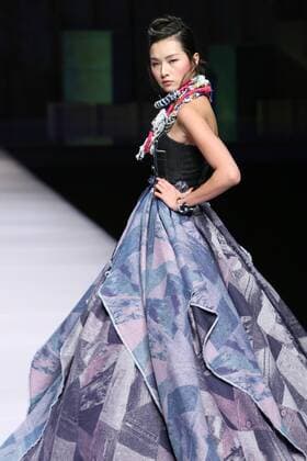 BEIJING, CHINA - MARCH 27: (CHINA OUT) A model showcases designs on the runway at d nim Collection during the Mercedes-Benz China Fashion Week Autumn Winter 2016 2017 at Beijing Hotel on March 27, 2016 in Beijing, China.  CFP481774000