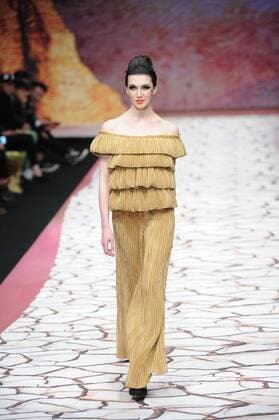 BEIJING, CHINA - MARCH 27: (CHINA OUT) A model showcases designs on the runway at Tao LouLan Collection during the Mercedes-Benz China Fashion Week Autumn Winter 2016 2017 at 751D.Park on March 27, 2016 in Beijing, China.  CFP481794477