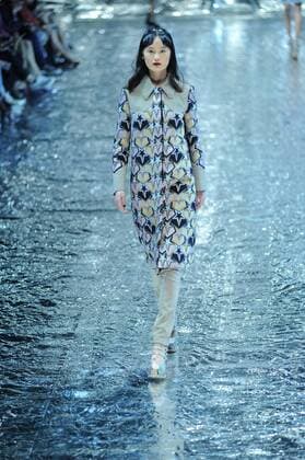 BEIJING, CHINA - MARCH 27: (CHINA OUT) A model showcases designs on the runway at Mary Katrantzou Collection during the Mercedes-Benz China Fashion Week Autumn Winter 2016 2017 at 751D.Park on March 27, 2016 in Beijing, China.  CFP481794576