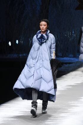 BEIJING, CHINA - MARCH 28: (CHINA OUT) A model showcases designs on the runway at BOSIDENG Collection during the Mercedes-Benz China Fashion Week Autumn Winter 2016 2017 at Beijing Hotel on March 28, 2016 in Beijing, China.  CFP481829666