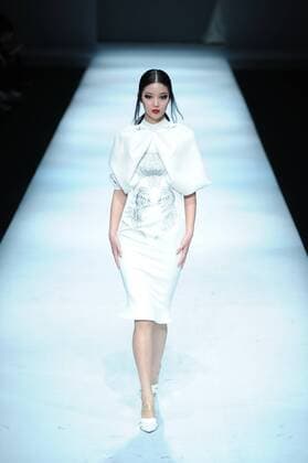 BEIJING, CHINA - MARCH 29: (CHINA OUT) A model showcases designs on the runway at J BY HO & WOW-IN Collection during the Mercedes-Benz China Fashion Week Autumn Winter 2016 2017 at 751D.Park on March 29, 2016 in Beijing, China.  CFP481873060