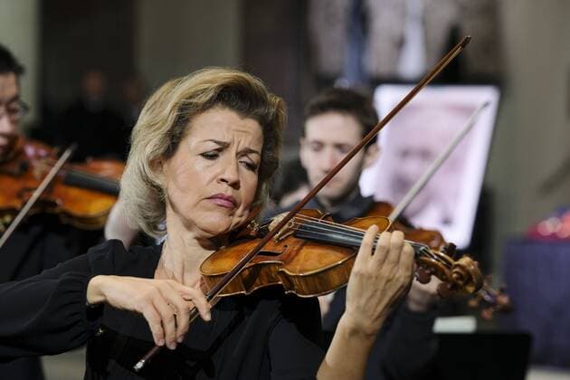 Geigerin Anne Sophie Mutter - Trauergottesdienst und Staatsakt für Herrn Prof.Dr.h.c. Lothar Späth Ministerpräsident a.D. in der Stuttgarter Stiftskirche.