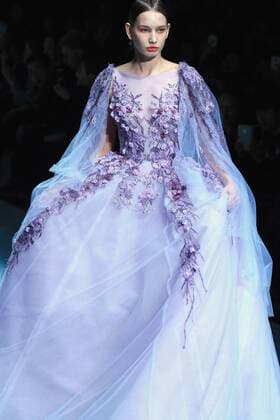 (160330) -- BEIJING, March 30, 2016 -- A model presents wedding dress designed by Wei Qiying during a fashion show of Jusere Wedding Dress Collection at China Fashion Week in Beijing, capital of China, March 30, 2016. )(mcg) CHINA-BEIJING-FASHION WEEK-JUSERE WEDDING DRESS (CN) LixMingfang 
