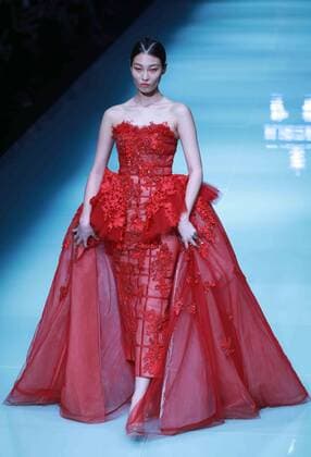 BEIJING, CHINA - MARCH 30: (CHINA OUT) A model showcases designs on the runway at JUSERE Collection during the Mercedes-Benz China Fashion Week Autumn Winter 2016 2017 at 751D.Park on March 30, 2016 in Beijing, China.  CFP481930250