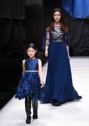 BEIJING, CHINA - MARCH 30: (CHINA OUT) Models showcase designs on the runway at J.Queen & Little Collection during the Mercedes-Benz China Fashion Week Autumn Winter 2016 2017 at Beijing Hotel on March 30, 2016 in Beijing, China.  CFP481930923
