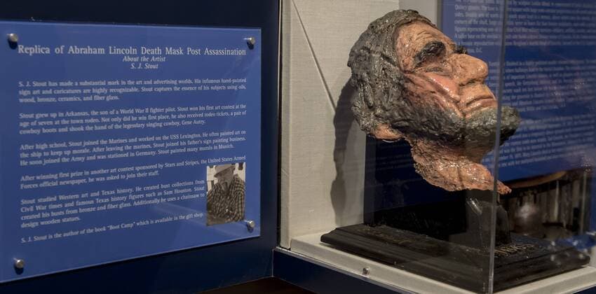 March 31, 2016 - Houston, Texas, U.S. - Founded in 1992, and housing America s largest collection of historical funeral service items in a 20,500 square-foot facility, the National Museum of Funeral History celebrates the heritage of the funeral services industry with 13 permanent and additional special exhibits. Houston U.S. - ZUMAce6_