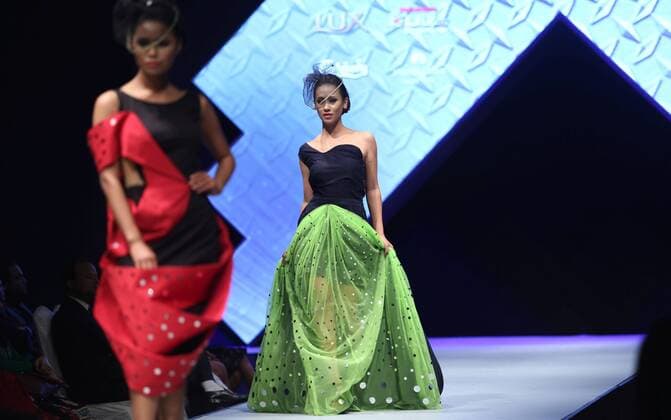A model presents a creation during the second day of TGIF Nepal Fashion week in Kathmandu, Nepal, March 31, 2016. The four-day fashion week will present both domestic and foreign designers creations. ) NEPAL-KATHMANDU-TGIF NEPAL FASHION WEEK SunilxSharma 