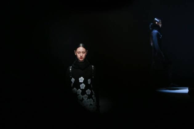 BEIJING, CHINA - MARCH 31: (CHINA OUT) A model showcases designs on the runway at Henry Herbert Liu Yong Private Custom Collection during the Mercedes-Benz China Fashion Week Autumn Winter 2016 2017 at 751D.Park on March 31, 2016 in Beijing, China.  CFP481994437