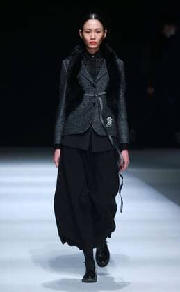 BEIJING, CHINA - MARCH 31: (CHINA OUT) A model showcases designs on the runway at Henry Herbert Liu Yong Private Custom Collection during the Mercedes-Benz China Fashion Week Autumn Winter 2016 2017 at 751D.Park on March 31, 2016 in Beijing, China.  CFP481994452