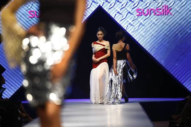 March 31, 2016 - Kathmandu, Nepal - Nepalese models catwalk on the runway on the second day of Nepal fashion week also known as The Himalayan Times TGIF Nepal Fashion Week at Hyatt Regency in Kathmandu, Nepal on Thursday, March 31, 2016. Celebrities and fashion models from around the world come to represent for the designers to promote their designs. The event is the top most fashion week of the country held annually by The Himalayan Times, a leading and largest selling English daily newspaper in Nepal. The fashion week lasts for 4 days with glitz and glamor on the catwalk. Kathmandu Nepal - ZUMAg200