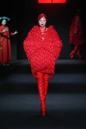 BEIJING, CHINA - MARCH 31: (CHINA OUT) A model showcases designs on the runway at Sheguang Hu Collection during the Mercedes-Benz China Fashion Week Autumn Winter 2016 2017 at 751D.Park on March 31, 2016 in Beijing, China.  CFP481980071