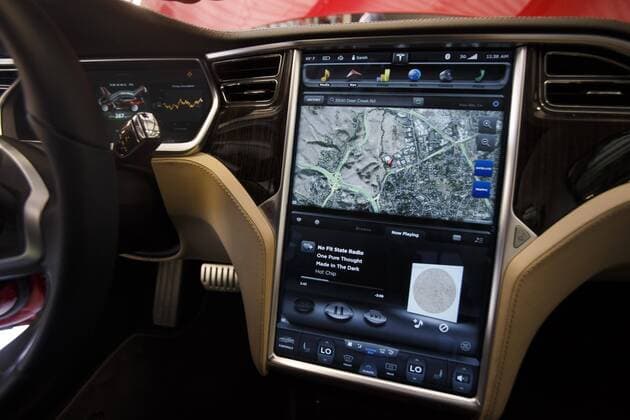Tesla Model 3 April 1, 2016 - Tesla has unveiled its much-anticipated Model 3 electric car, its lowest-cost vehicle to date at $35,000. Tesla plans to produce about 500,000 vehicles a year once production. The California-based company needs the vehicle to prove popular if it is to stay in business. The first deliveries of the vehicle are scheduled to start in late 2017. Pictured: May 14, 2013 - San Jose, California - Tesla s Model S 17-inch touchscreen whose graphics are powered by Nvidia s module. Standard on all models. San Jose USA - ZUMAm67_