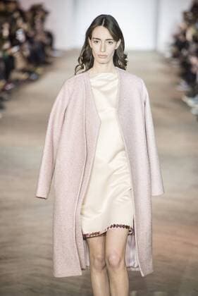 (160403) -- TBILISI, April 3, 2016 -- A model presents a creation by Nini Chelidze from Georgia during the Tbilisi Fall & Winter Fashion Week 2016-2017 in Tbilisi, capital of Georgia, on April 3, 2016. ) GEORGIA-TBILISI-FALL & WINTER FASHION WEEK GiorgixInduashvili 