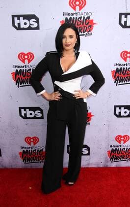 iHeartRadio Music Awards 2016 in Los Angeles Demi Lovato IHEARTRADIO MUSIC AWARDS 2016 - ARRIVALS Los Angeles Michael Heart PicturePerfect