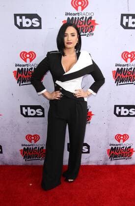 iHeartRadio Music Awards 2016 in Los Angeles Demi Lovato IHEARTRADIO MUSIC AWARDS 2016 - ARRIVALS Los Angeles Michael Heart PicturePerfect