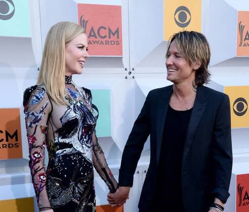(L-R) Actress Nicole Kidman and singer Keith Urban attend the 51st annual Academy of Country Music Awards held at the MGM Grand Arena in Las Vegas, Nevada on April 3, 2016.  LAV20160403140 JIMxRUYMEN