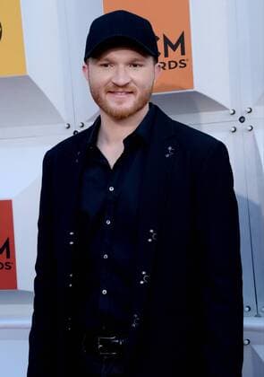 Country Music Awards in Las Vegas Singer Eric Paslay attends the 51st annual Academy of Country Music Awards held at the MGM Grand Arena in Las Vegas, Nevada on April 3, 2016.  LAV20160403191 JIMxRUYMEN