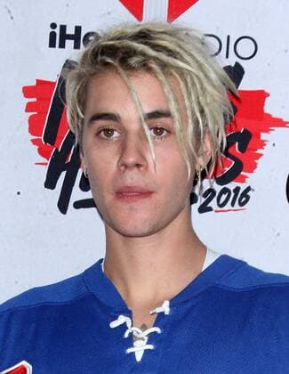 iHeartRadio Music Awards 2016 in Los Angeles Justin Bieber IHEARTRADIO MUSIC AWARDS 2016 - PRESS ROOM Los Angeles Michael Heart PicturePerfect