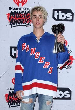 iHeartRadio Music Awards 2016 in Los Angeles Justin Bieber IHEARTRADIO MUSIC AWARDS 2016 - PRESS ROOM Los Angeles Michael Heart PicturePerfect