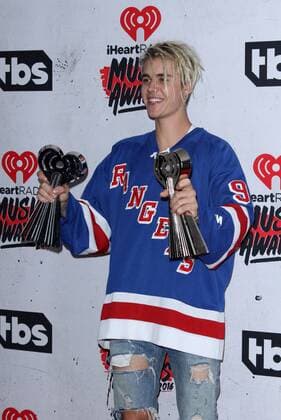iHeartRadio Music Awards 2016 in Los Angeles Justin Bieber IHEARTRADIO MUSIC AWARDS 2016 - PRESS ROOM Los Angeles Michael Heart PicturePerfect