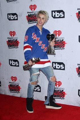 iHeartRadio Music Awards 2016 in Los Angeles Justin Bieber IHEARTRADIO MUSIC AWARDS 2016 - PRESS ROOM Los Angeles Michael Heart PicturePerfect