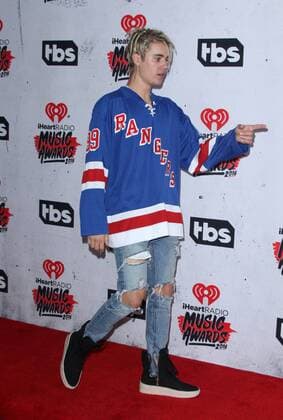 iHeartRadio Music Awards 2016 in Los Angeles Justin Bieber IHEARTRADIO MUSIC AWARDS 2016 - PRESS ROOM Los Angeles Michael Heart PicturePerfect