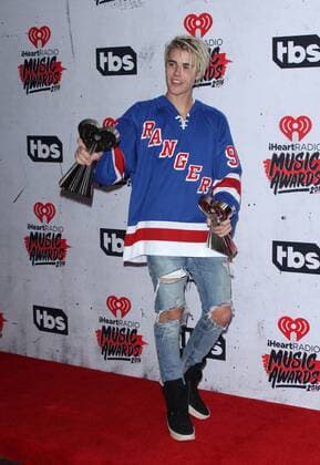 iHeartRadio Music Awards 2016 in Los Angeles Justin Bieber IHEARTRADIO MUSIC AWARDS 2016 - PRESS ROOM Los Angeles Michael Heart PicturePerfect