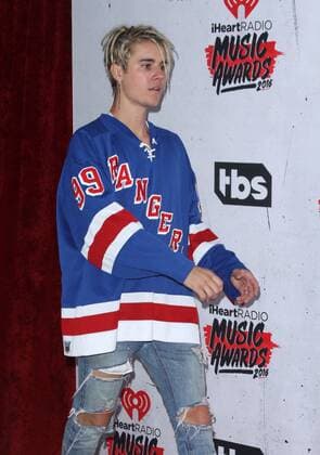 iHeartRadio Music Awards 2016 in Los Angeles Justin Bieber IHEARTRADIO MUSIC AWARDS 2016 - PRESS ROOM Los Angeles Michael Heart PicturePerfect