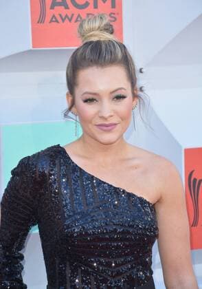 Country Music Awards in Las Vegas April 3, 2016 - Las Vegas, Nevada, United States of America - Singer Tae Dye of the duo Maddie & Tae attends the 51st Academy Of Country Music Awards on April 3, 2016 at MGM Grand Arena in Las Vegas, Nevada Las Vegas United States of America - ZUMAt114