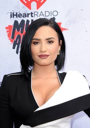 iHeartRadio Music Awards 2016 in Los Angeles Demi Lovato bei der Verleihung der iHeartRadio Music Awards am 3.04.2016 in Inglewood bei Los Angeles iHeartRadio Music Awards 2016 in Inglewood, Los Angeles 