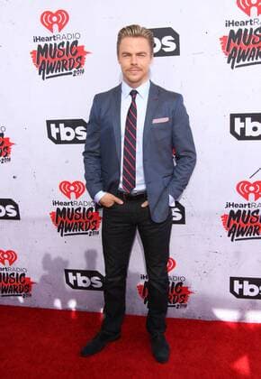 Derek Hough IHEARTRADIO MUSIC AWARDS 2016 - ARRIVALS Los Angeles Michael Heart PicturePerfect
