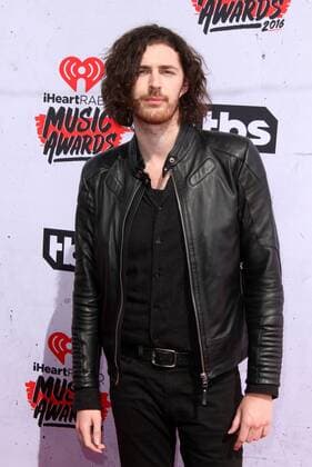 Hozier IHEARTRADIO MUSIC AWARDS 2016 - ARRIVALS Los Angeles Michael Heart PicturePerfect