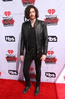 Hozier IHEARTRADIO MUSIC AWARDS 2016 - ARRIVALS Los Angeles Michael Heart PicturePerfect