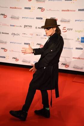 04.04..2016 xmfx Frankfurt am Main, Messe red carpet, Roter Teppich PRG Live Entertainment Award (LEA) 2016 Panikrocker Udo Lindenberg rockt hier den roten Teppich