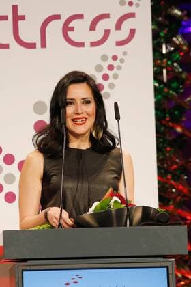 Anne-Christin Bansleben (Preisträgerin VICTRESS Science Award), bei der Verleihung VICTRESS Award 2016 im Hotel Titanic Chausseestr. Berlin.