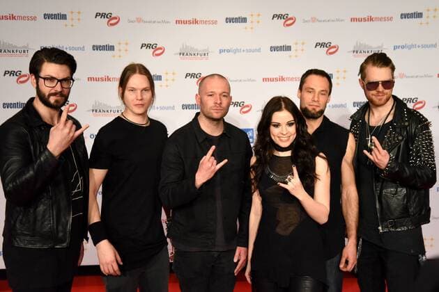 04.04..2016 xmfx Frankfurt am Main, Messe red carpet, Roter Teppich PRG Live Entertainment Award (LEA) 2016 Beyond the Black deutsche Symphonic-Metal-Band