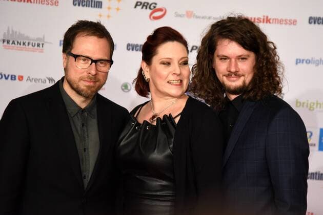04.04..2016 xmfx Frankfurt am Main, Messe red carpet, Roter Teppich PRG Live Entertainment Award (LEA) 2016 Gleis 8 Anna R. (Ex-Rosenstolz) -Saxophonist Lorenz Allacher und Timo Dorsch